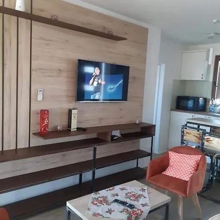 Ferienhaus Boletov Raj